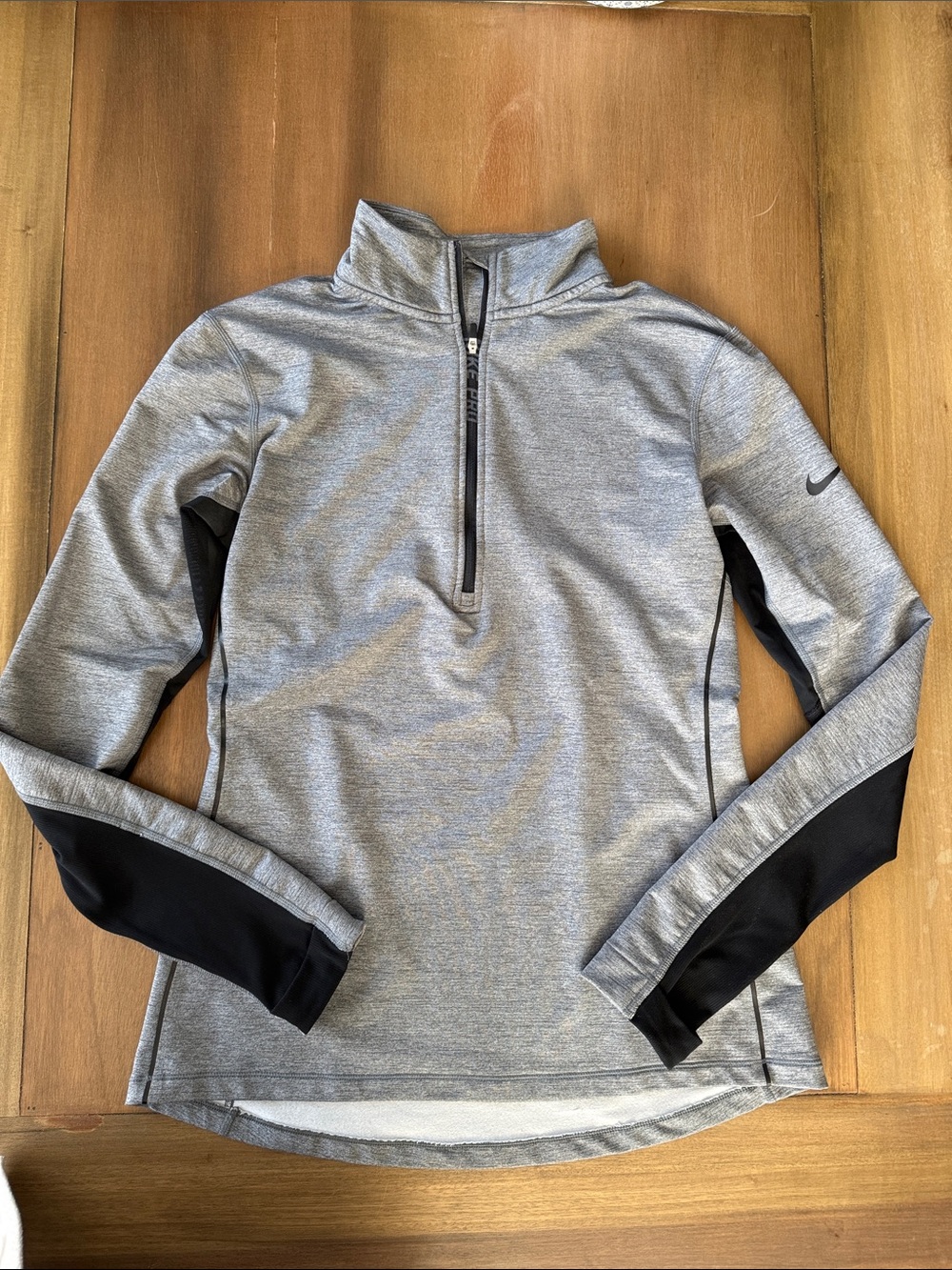Nike Pro Hyper Warm Women's Gray Half-Zip with Black Sleeve Panels size LG